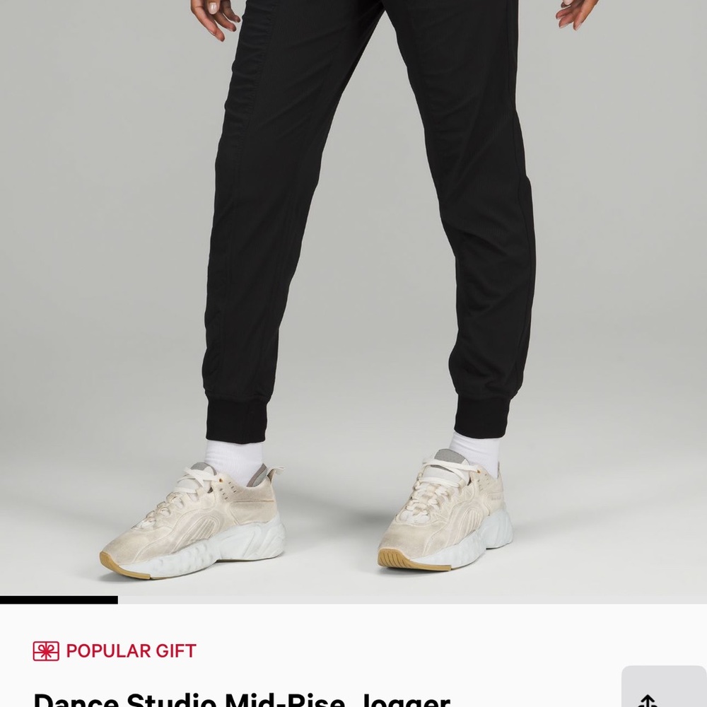 New with tags lululemon dance studio mid rise jogger in black size 12